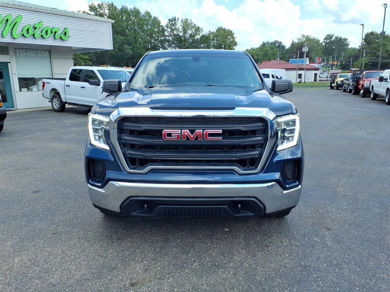 Used 2021 GMC Sierra 1500 4x4 Crew Cab w/ Sierra Value Package image 2