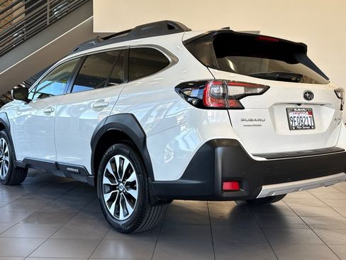 Certified 2023 Subaru Outback Limited XT image 3