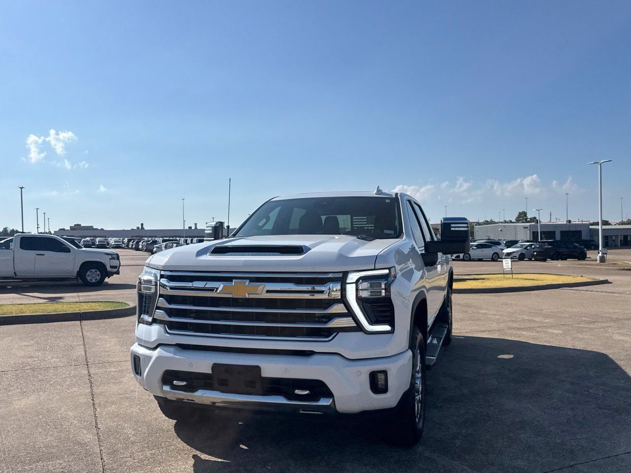 Used 2024 Chevrolet Silverado 2500 High Country w/ High Country Premium Package AWD/4WD image 8