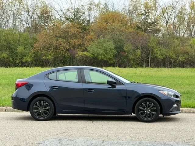 Used 2016 MAZDA MAZDA3 i Sport FWD image 32