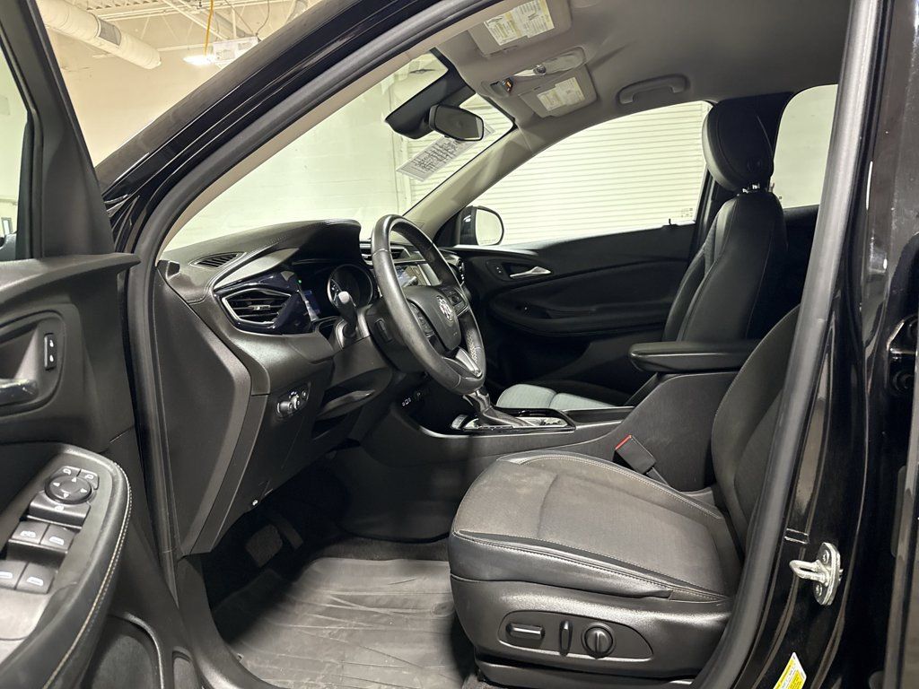 Used 2021 Buick Encore GX Preferred w/ Sport Touring Package FWD image 19