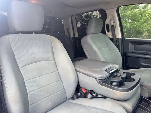 Used 2016 RAM 2500 Tradesman w/ Chrome Appearance Group AWD/4WD image 28