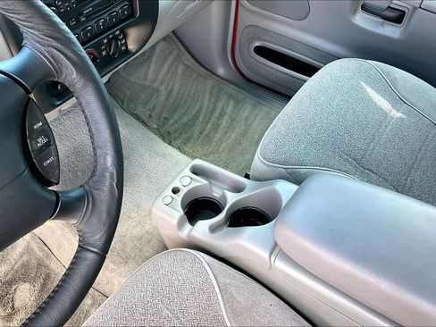 Used 1998 Ford Explorer Sport image 12