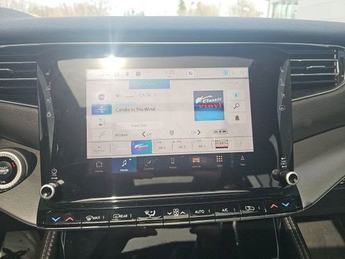 Used 2024 Jeep Wagoneer Series II image 14