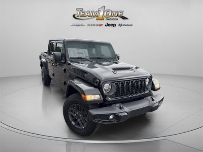 New 2025 Jeep Gladiator Sport