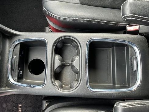 Used 2018 Dodge Grand Caravan SXT w/ Blacktop Package image 26