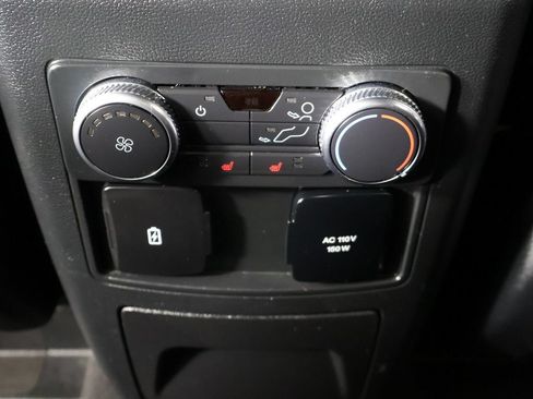 Used 2022 Ford Explorer Limited w/ Equipment Group 301A RWD image 58
