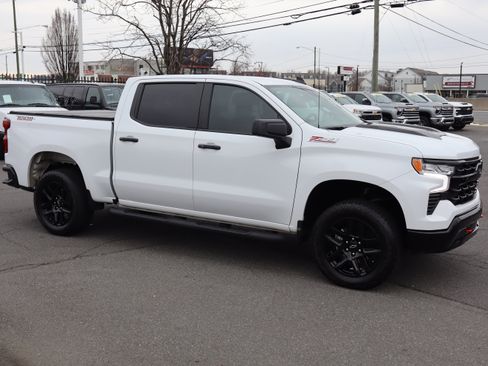 Certified 2025 Chevrolet Silverado 1500 LT Trail Boss w/ Convenience Package II image 2