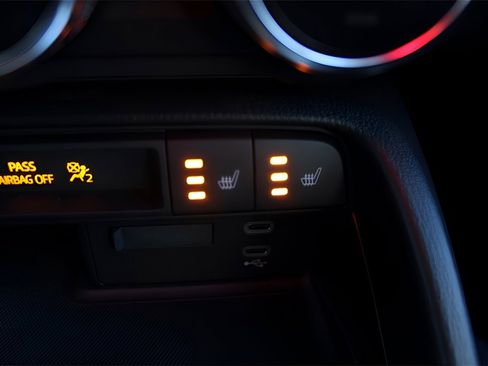 Used 2024 MAZDA MX-5 Miata Grand Touring image 25