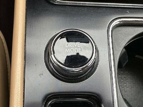 Used 2021 Lincoln Corsair Reserve w/ Equipment Group 201A image 33