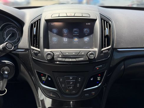 Used 2016 Buick Regal AWD image 13