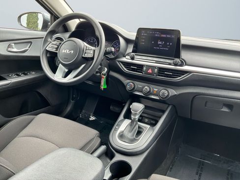 Used 2023 Kia Forte LXS FWD image 14