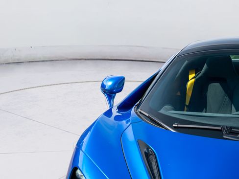 Used 2022 McLaren 720S Spider RWD image 10