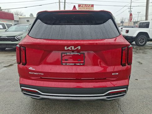 Used 2023 Kia Sorento EX image 5