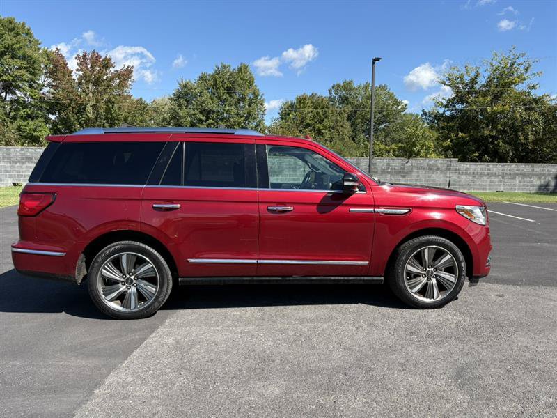 Used 2019 Lincoln Navigator Select w/ Cargo Package RWD image 6