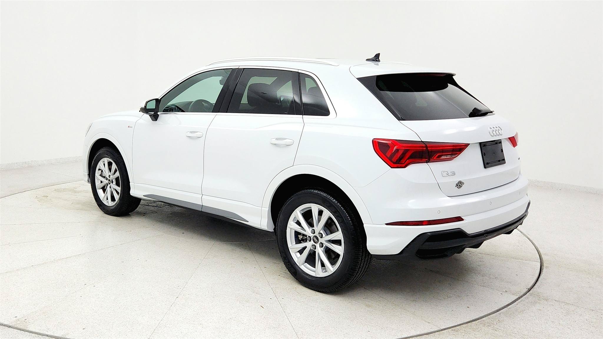 Used 2025 Audi Q3 2.0T Premium AWD/4WD image 3