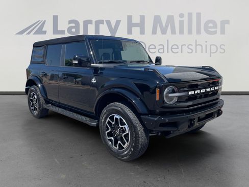 Certified 2024 Ford Bronco Outer Banks AWD/4WD image 7