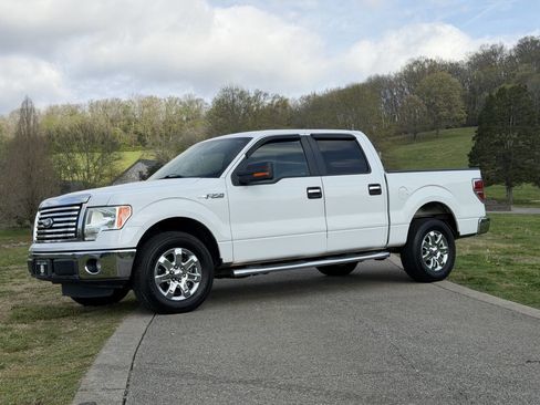 Used 2011 Ford F150 XLT w/ XLT Chrome Pkg image 15