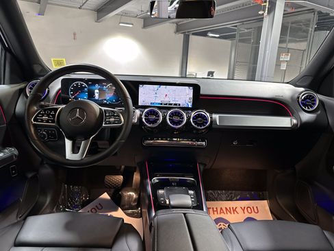 Certified 2023 Mercedes-Benz GLB 250 4MATIC image 23