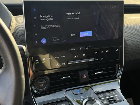 Used 2023 Toyota bZ4X AWD image 21