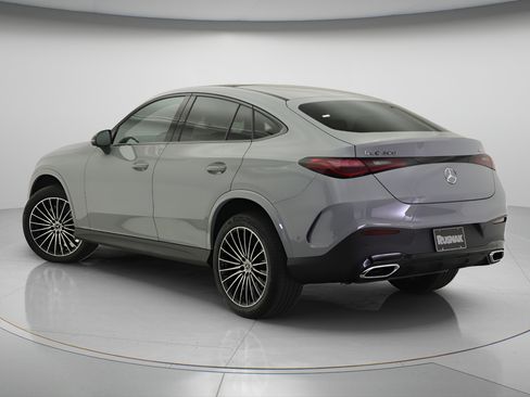 New 2027 Mercedes-Benz GLC 300 4MATIC image 2