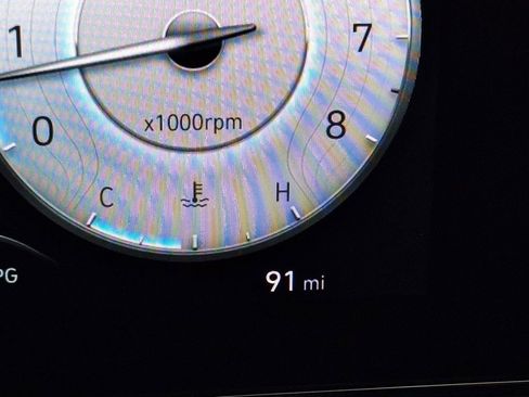 Used 2024 Hyundai Elantra SEL image 18