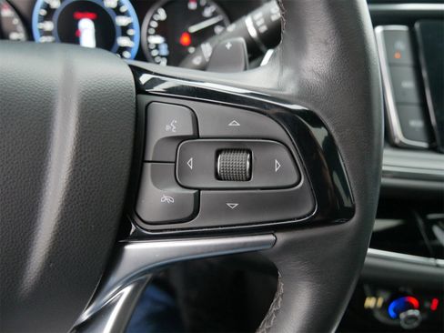 Used 2024 Buick Enclave Avenir w/ Avenir Technology Package image 25