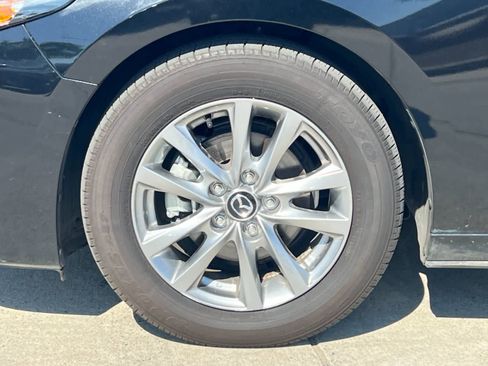 Used 2025 MAZDA MAZDA3 s image 25