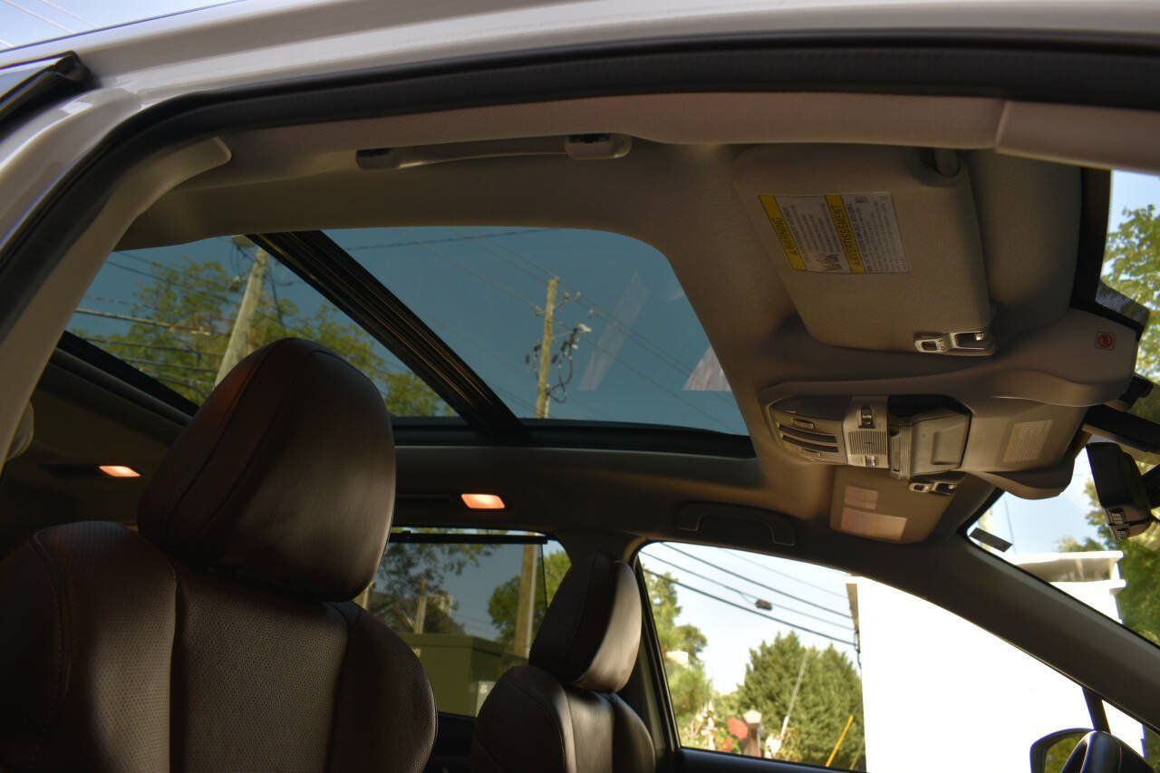 Used 2019 Subaru Ascent Touring AWD/4WD image 32