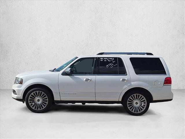 Used 2015 Lincoln Navigator 2WD w/ Equipment Group 101A Reserve image 8