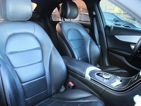 Used 2020 Mercedes-Benz C 300 Sedan image 22
