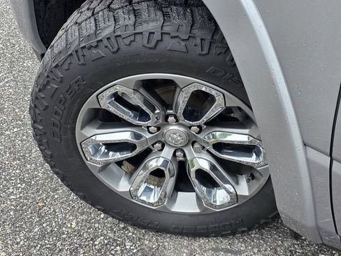 Used 2022 RAM 1500 Laramie w/ Laramie Southwest Edition AWD/4WD image 39