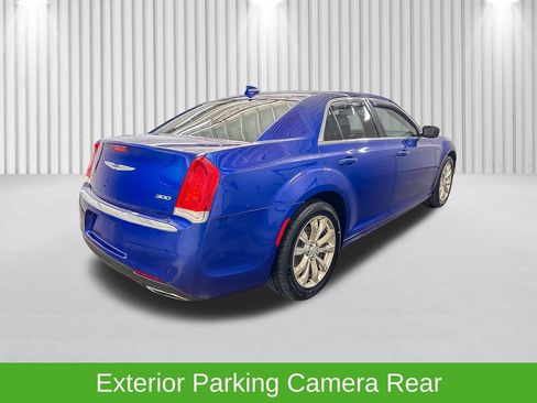Used 2019 Chrysler 300 Touring L w/ Quick Order Package 22F AWD/4WD image 8