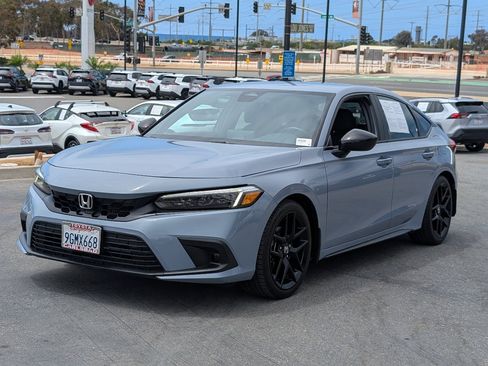 Used 2023 Honda Civic Sport image 10
