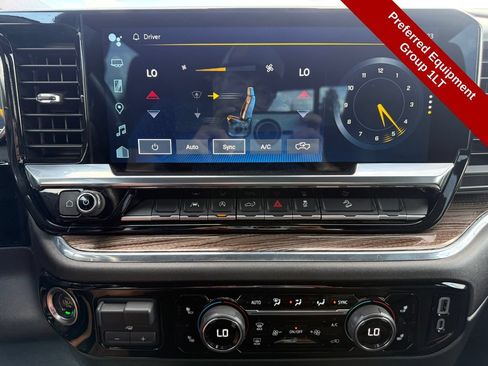Used 2023 Chevrolet Silverado 1500 LT AWD/4WD image 28
