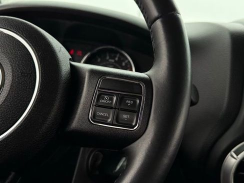 Used 2013 Jeep Wrangler Unlimited Sahara w/ Connectivity Group image 16