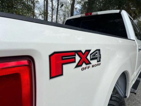 Used 2019 Ford F250 Lariat w/ Lariat Ultimate Package image 14