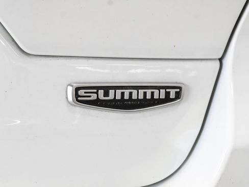 Used 2023 Jeep Grand Cherokee Summit w/ Advanced Protech Group IV AWD/4WD image 34
