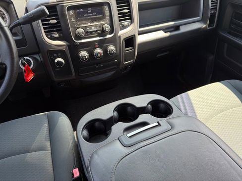 Used 2017 RAM 1500 ST w/ SXT Appearance Group AWD/4WD image 15