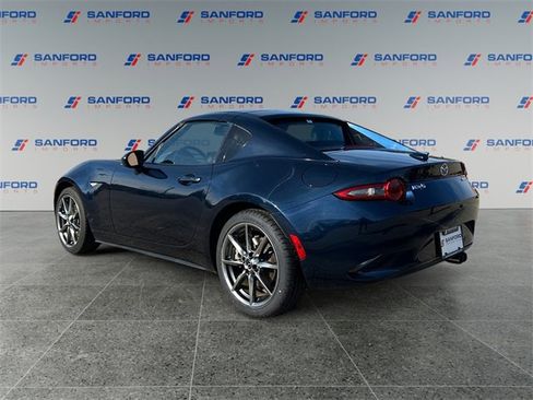 Used 2021 MAZDA MX-5 Miata RF Grand Touring image 3