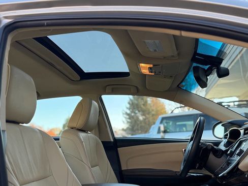 Used 2014 Toyota Avalon Limited image 70