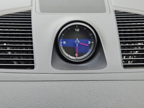 Used 2020 Porsche Cayenne image 25