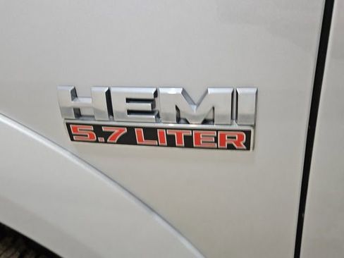 Used 2016 RAM 1500 Limited image 29