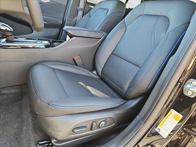 New 2026 Buick Envista Sport Touring w/ Convenience I Package FWD image 4