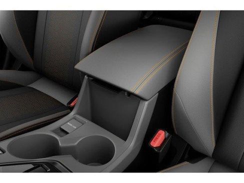 New 2026 Subaru Crosstrek 2.5i Limited w/ Crosstrek Mirror Package image 22