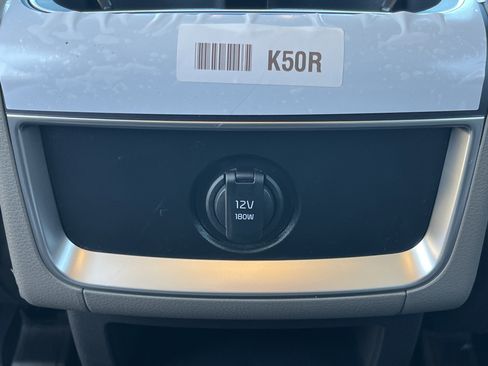 New 2026 Kia Carnival EX FWD image 23