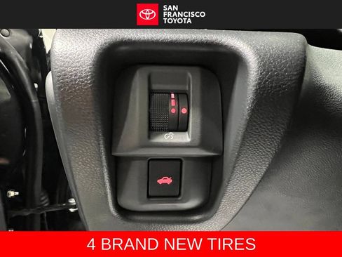 Certified 2023 Toyota GR86 Premium RWD image 28