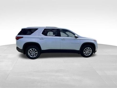 Used 2018 Chevrolet Traverse LT FWD image 5