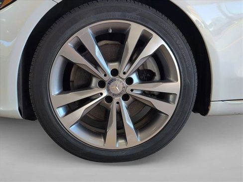 Used 2016 Mercedes-Benz C 300 Sport image 24