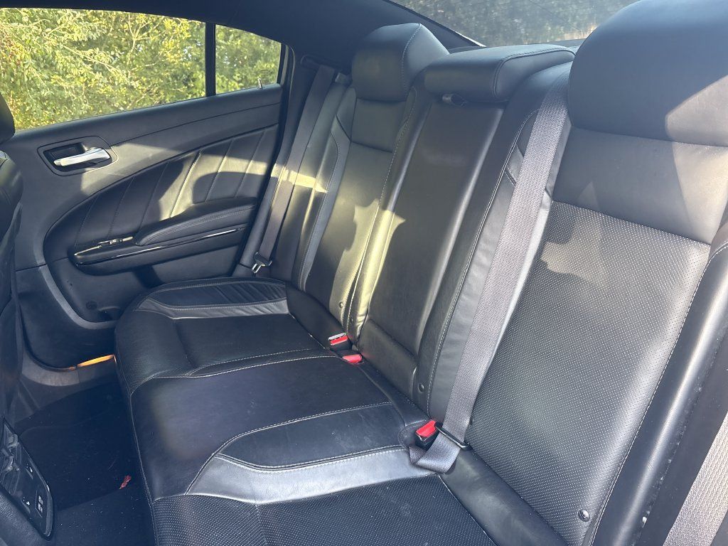 Used 2022 Dodge Charger SXT w/ Plus Group RWD image 14